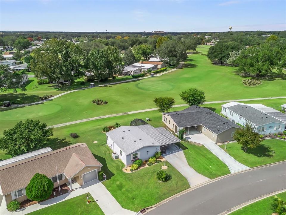 For Sale: $211,000 (2 beds, 1 baths, 936 Square Feet)