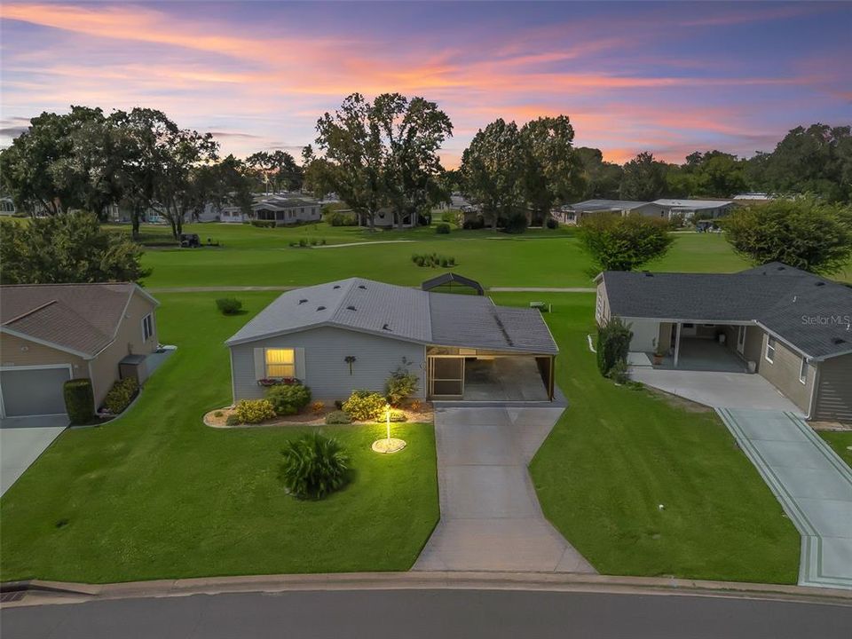 For Sale: $211,000 (2 beds, 1 baths, 936 Square Feet)