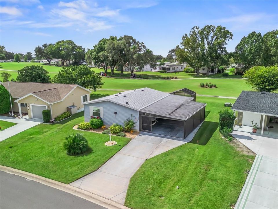 For Sale: $211,000 (2 beds, 1 baths, 936 Square Feet)