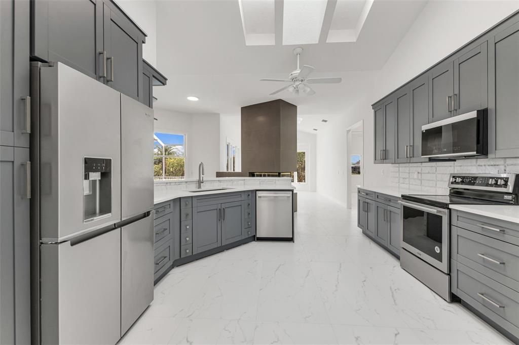 For Sale: $775,000 (3 beds, 3 baths, 2448 Square Feet)