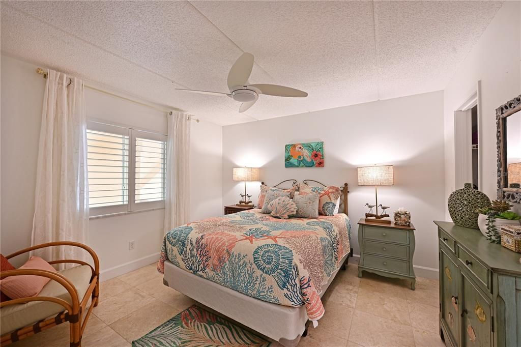 待售: $1,200,000 (3 贝兹, 2 浴室, 1344 平方英尺)