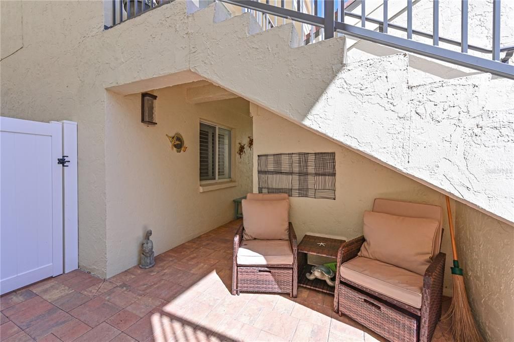 待售: $1,200,000 (3 贝兹, 2 浴室, 1344 平方英尺)