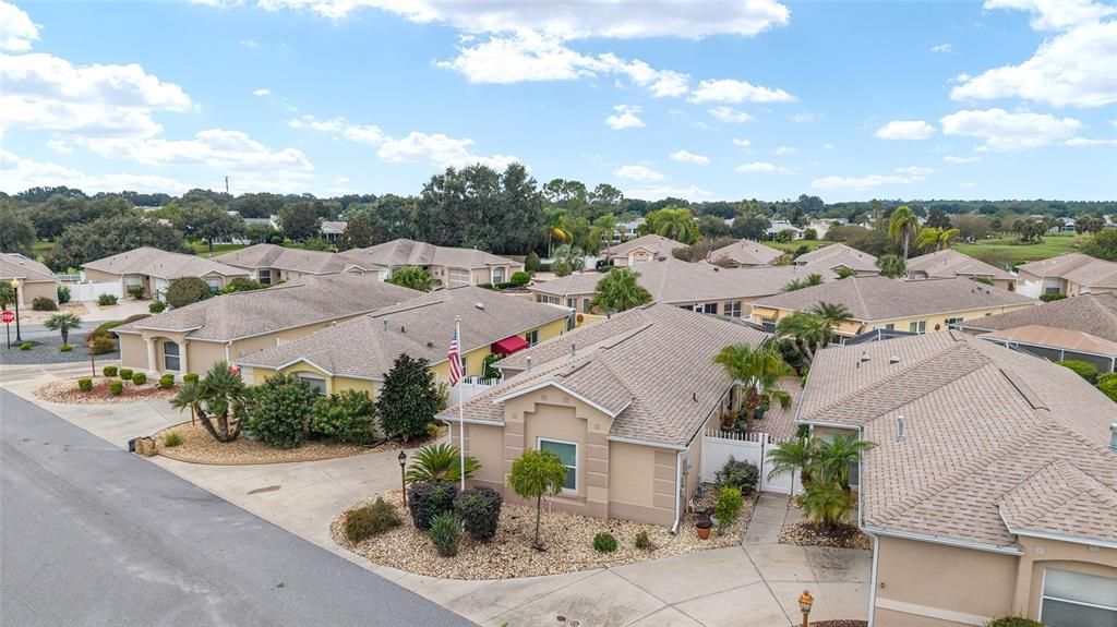 For Sale: $319,000 (2 beds, 2 baths, 1322 Square Feet)