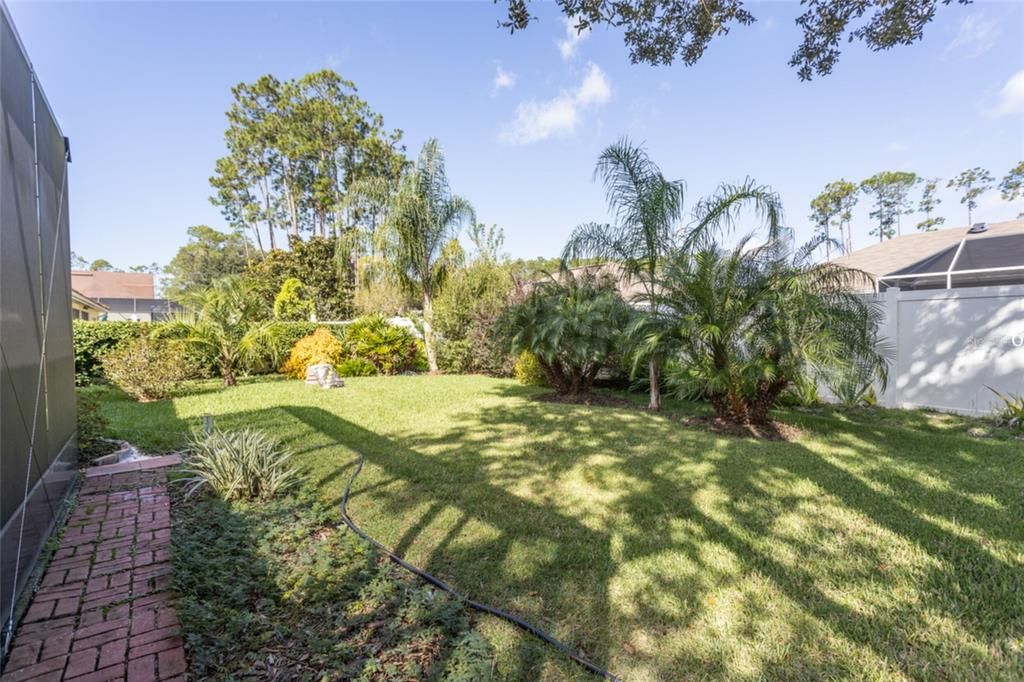 Activo con contrato: $360,000 (3 camas, 3 baños, 2138 Pies cuadrados)