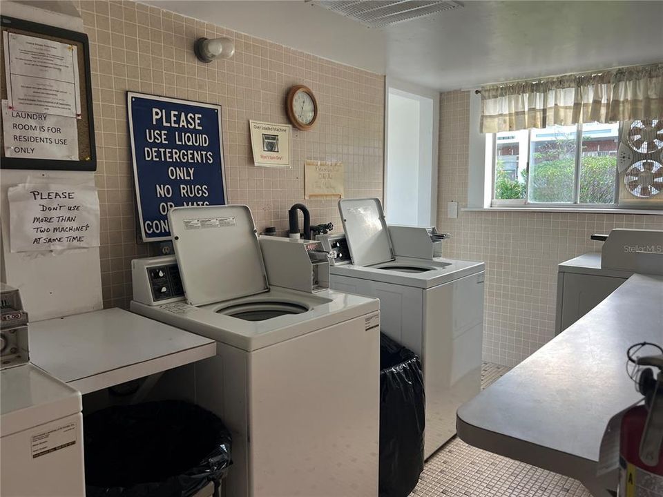 For Sale: $125,000 (2 beds, 2 baths, 1104 Square Feet)