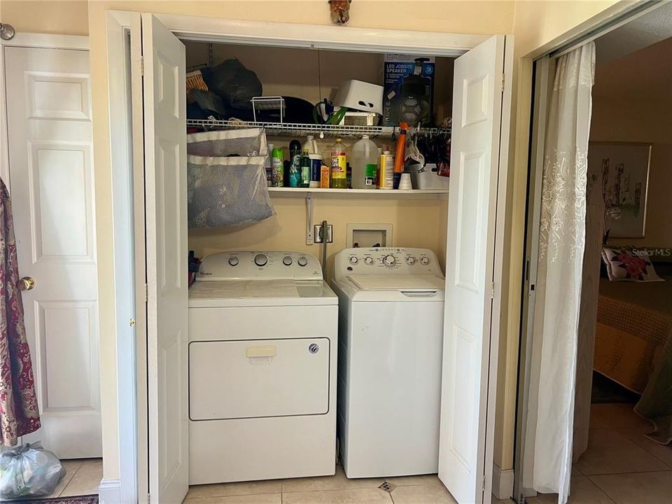 For Sale: $125,000 (2 beds, 2 baths, 1104 Square Feet)