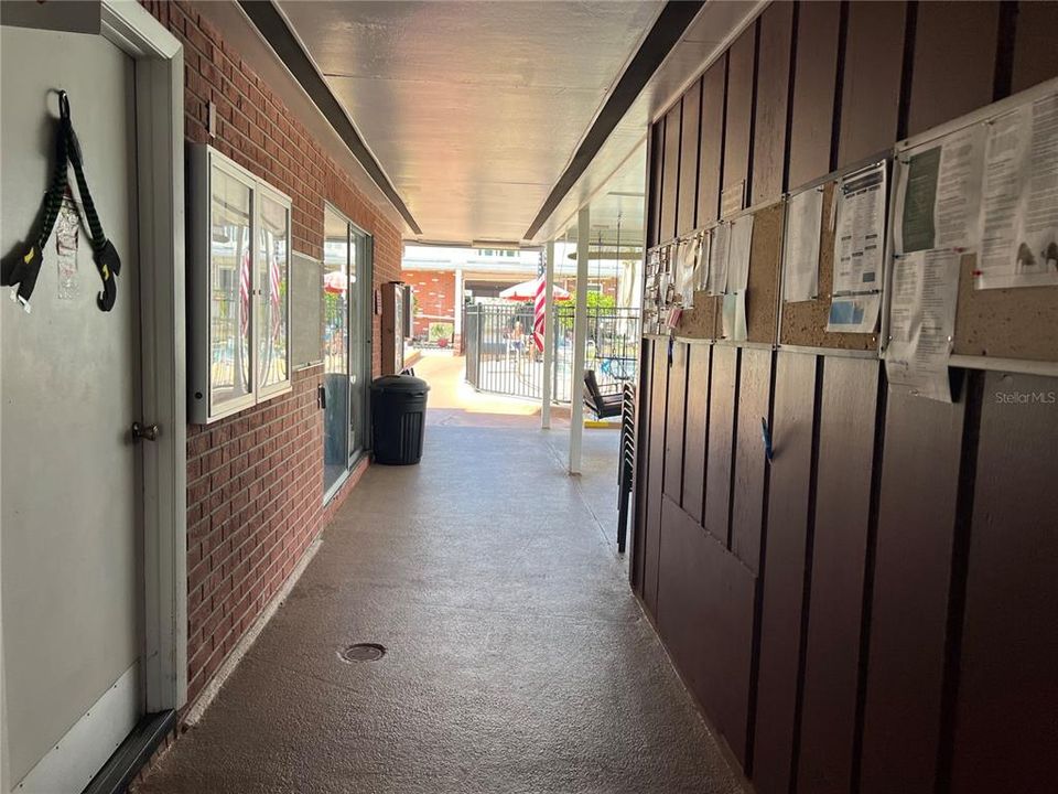 For Sale: $125,000 (2 beds, 2 baths, 1104 Square Feet)