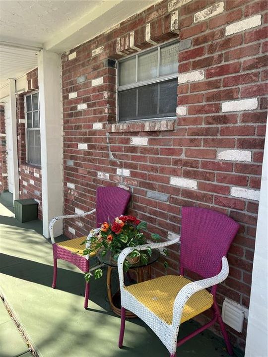 For Sale: $125,000 (2 beds, 2 baths, 1104 Square Feet)