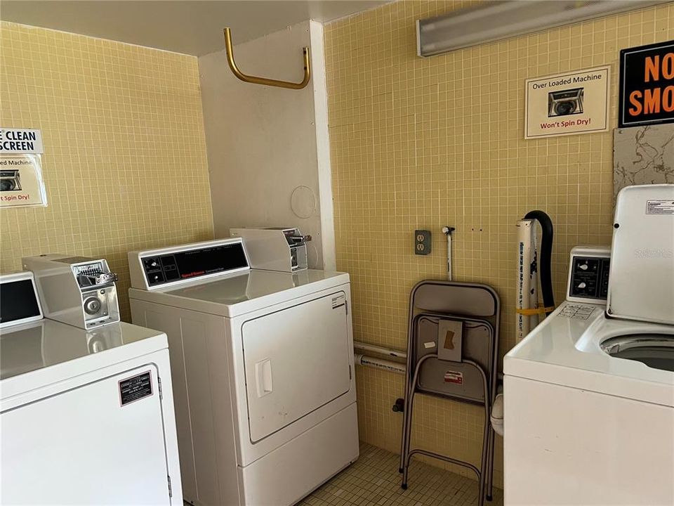 For Sale: $125,000 (2 beds, 2 baths, 1104 Square Feet)