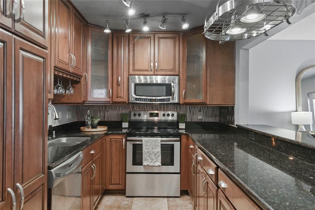 En Venta: $225,000 (2 camas, 1 baños, 1353 Pies cuadrados)