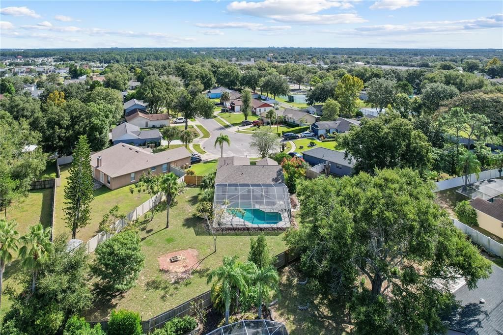 合同活跃: $349,900 (3 贝兹, 2 浴室, 1393 平方英尺)