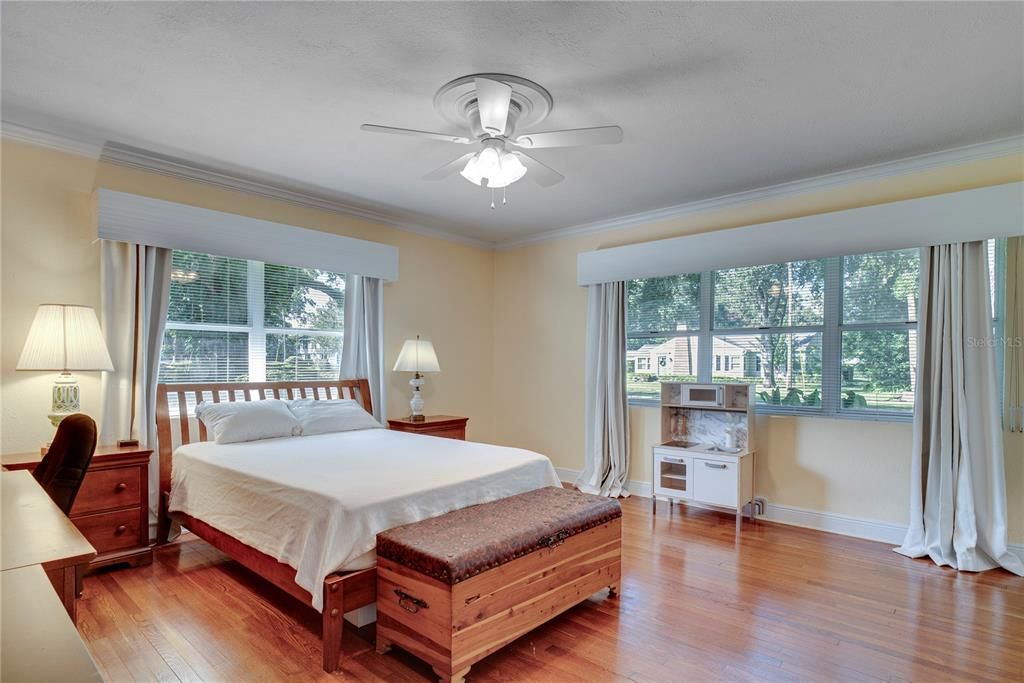 待售: $1,800,000 (3 贝兹, 2 浴室, 3507 平方英尺)