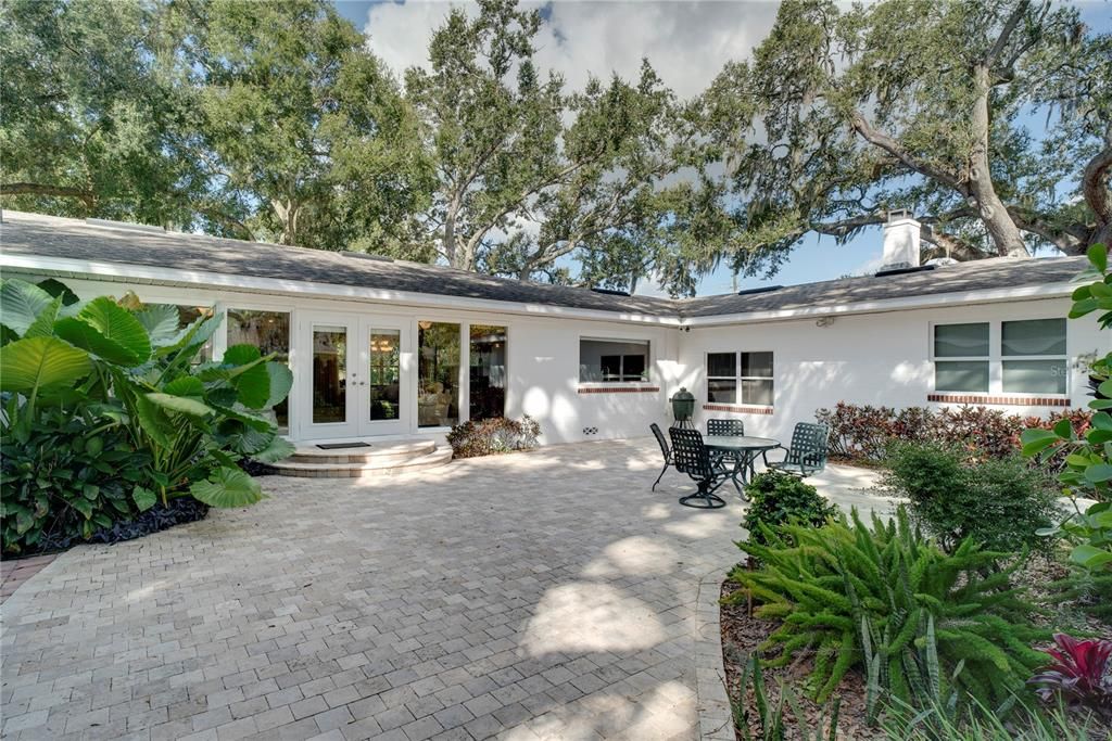 待售: $1,800,000 (3 贝兹, 2 浴室, 3507 平方英尺)