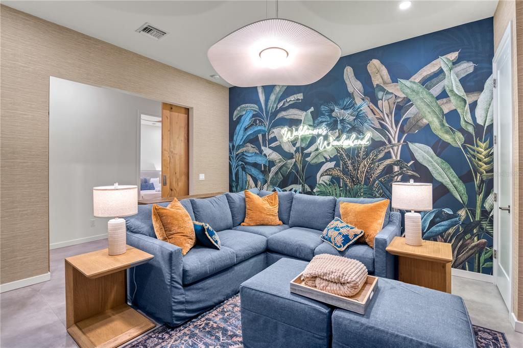 For Sale: $2,290,000 (5 beds, 5 baths, 3334 Square Feet)