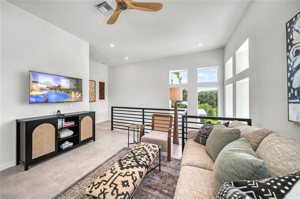 For Sale: $2,290,000 (5 beds, 5 baths, 3334 Square Feet)