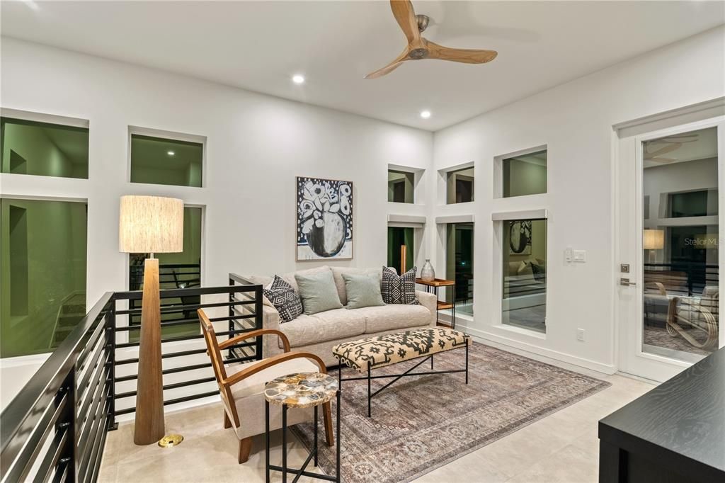 For Sale: $2,290,000 (5 beds, 5 baths, 3334 Square Feet)