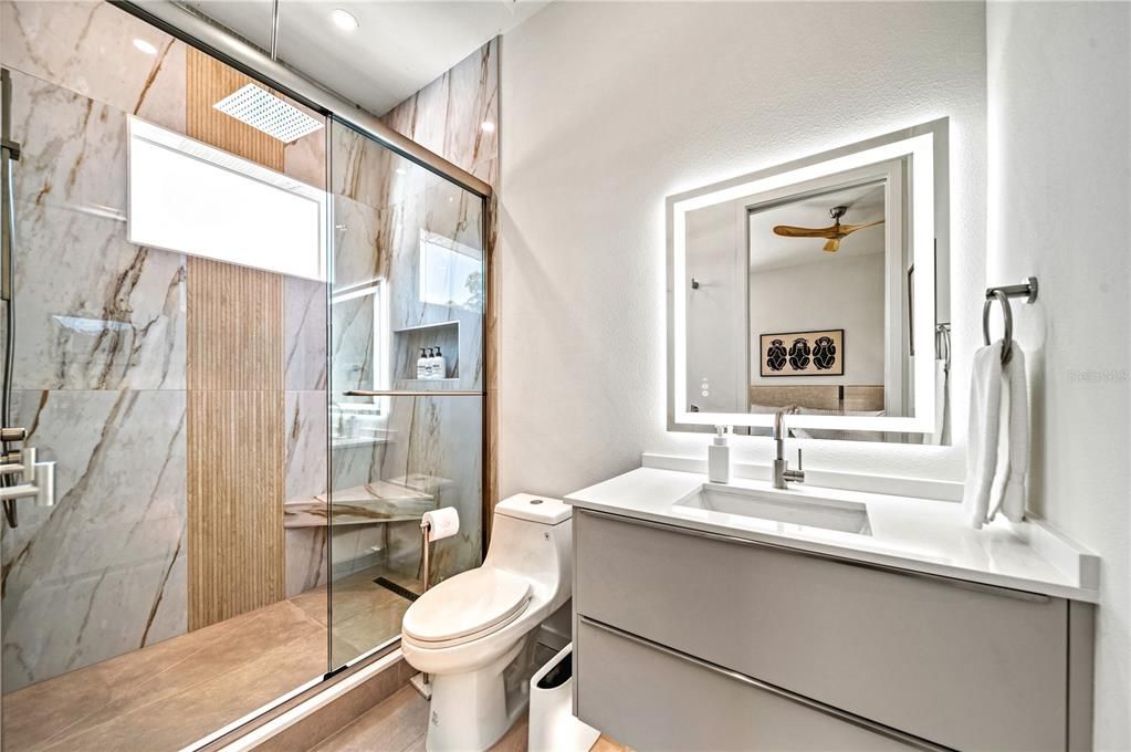 For Sale: $2,290,000 (5 beds, 5 baths, 3334 Square Feet)