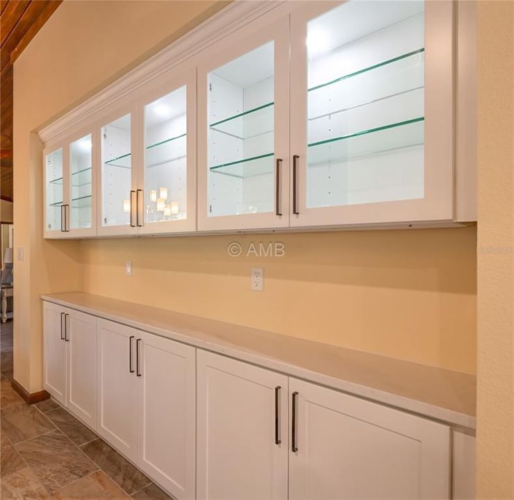 For Sale: $795,000 (3 beds, 2 baths, 2412 Square Feet)