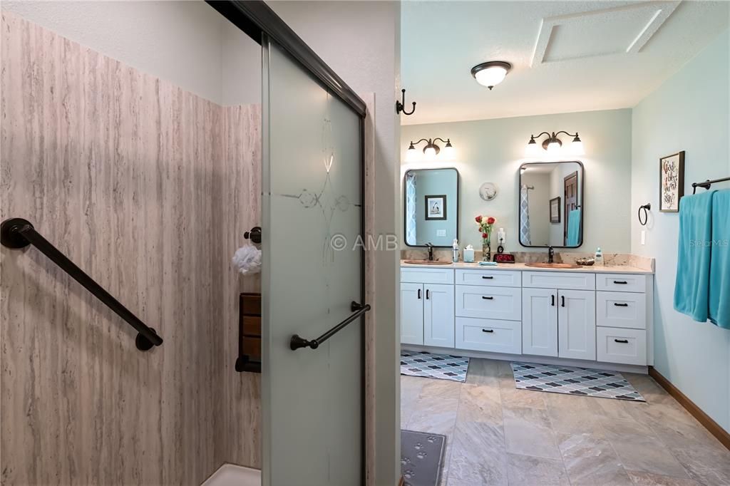 For Sale: $795,000 (3 beds, 2 baths, 2412 Square Feet)