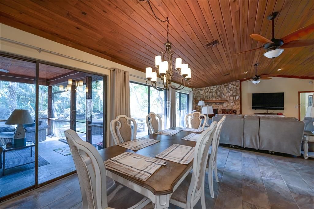 For Sale: $795,000 (3 beds, 2 baths, 2412 Square Feet)