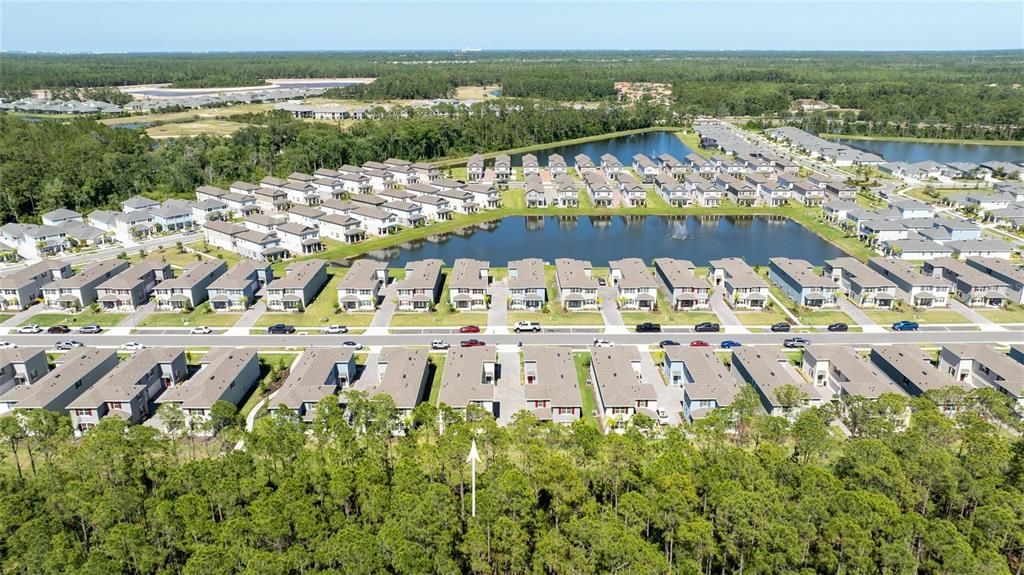 Active With Contract: $324,000 (3 beds, 2 baths, 1672 Square Feet)