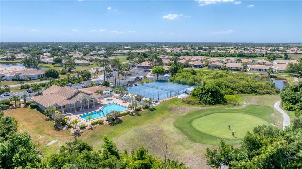 Activo con contrato: $348,000 (3 camas, 2 baños, 2000 Pies cuadrados)