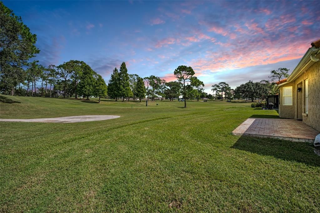 合同活跃: $449,000 (2 贝兹, 2 浴室, 1545 平方英尺)