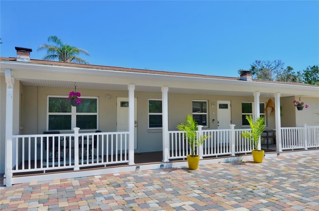 For Sale: $675,000 (5 beds, 0 baths, 2802 Square Feet)