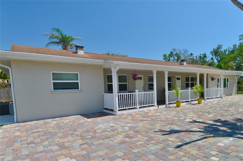 For Sale: $675,000 (5 beds, 0 baths, 2802 Square Feet)