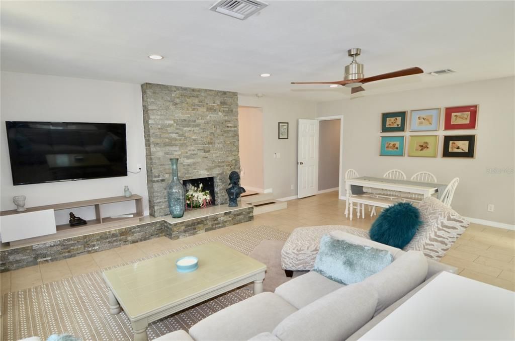 For Sale: $675,000 (5 beds, 0 baths, 2802 Square Feet)