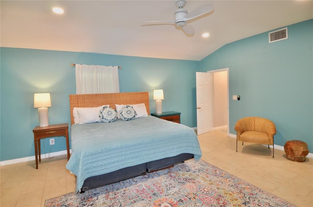 For Sale: $675,000 (5 beds, 0 baths, 2802 Square Feet)