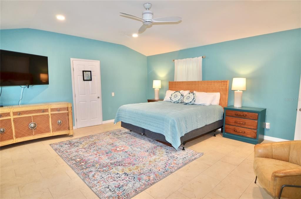 For Sale: $675,000 (5 beds, 0 baths, 2802 Square Feet)