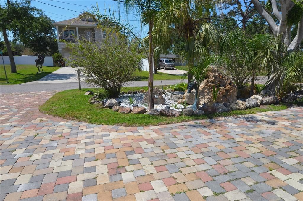 For Sale: $675,000 (5 beds, 0 baths, 2802 Square Feet)