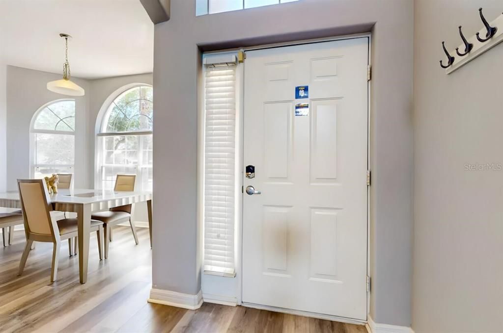 For Sale: $510,000 (5 beds, 3 baths, 2351 Square Feet)