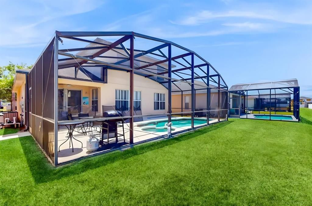 For Sale: $510,000 (5 beds, 3 baths, 2351 Square Feet)