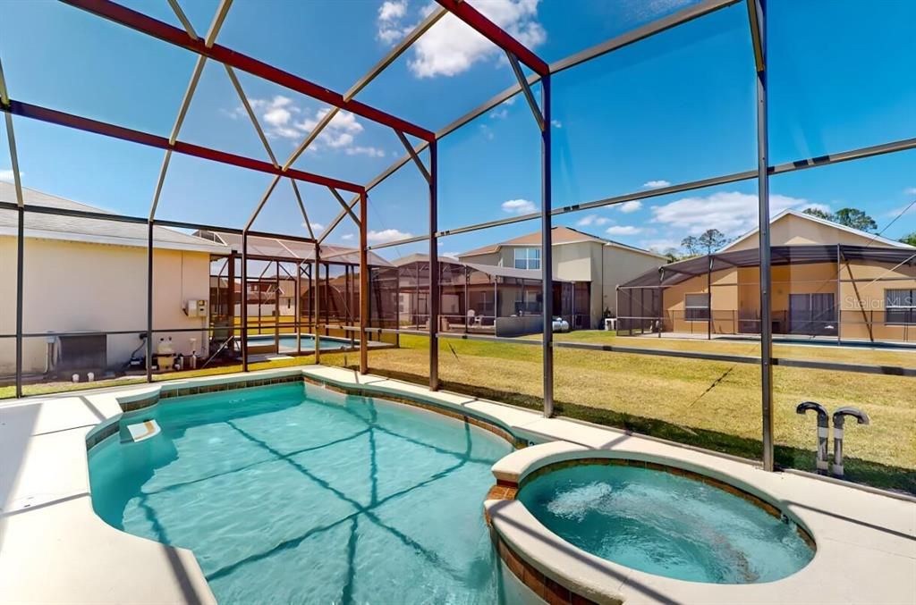 For Sale: $510,000 (5 beds, 3 baths, 2351 Square Feet)