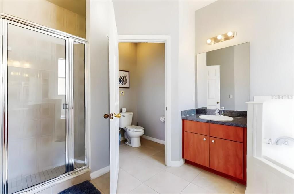 For Sale: $510,000 (5 beds, 3 baths, 2351 Square Feet)