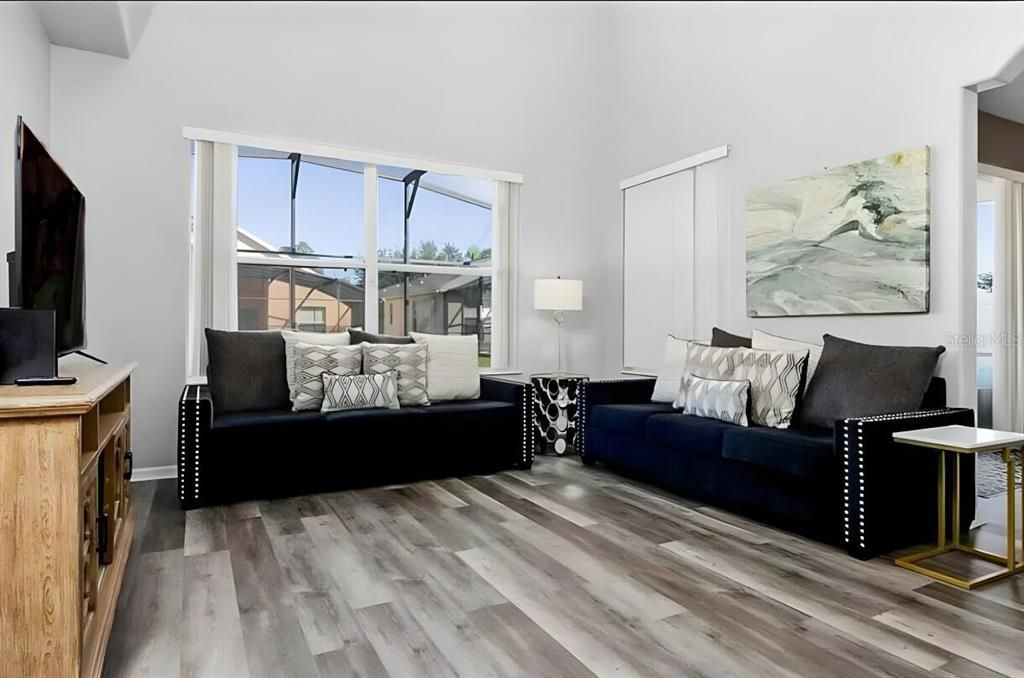 For Sale: $510,000 (5 beds, 3 baths, 2351 Square Feet)