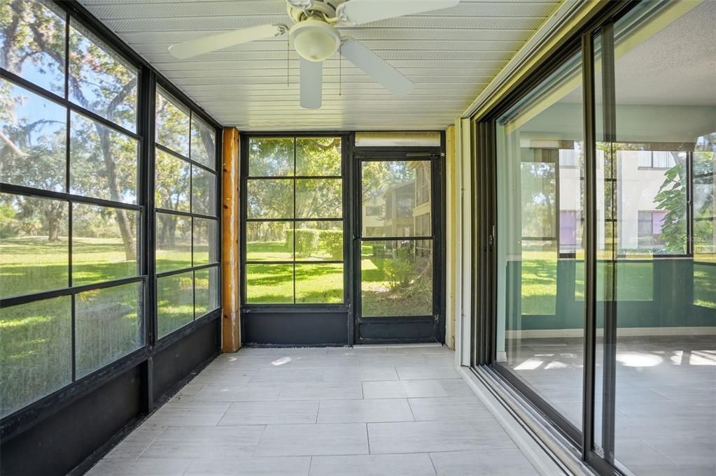 Под контрактом: $155,000 (2 спален, 2 ванн, 1144 Квадратных фут)