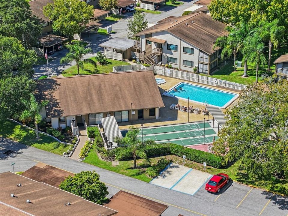 Под контрактом: $155,000 (2 спален, 2 ванн, 1144 Квадратных фут)