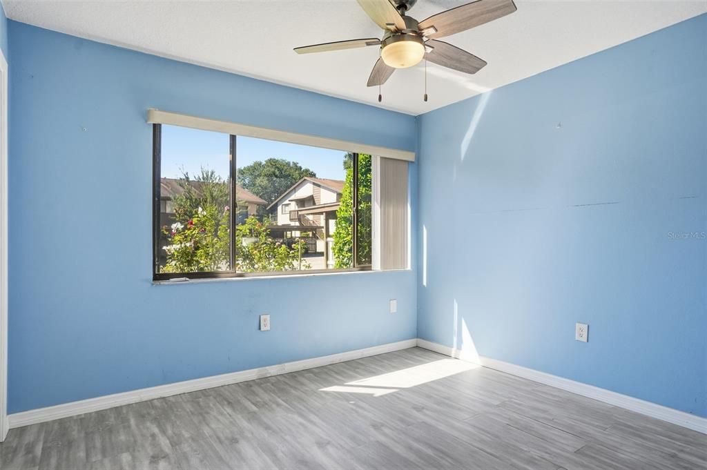 Под контрактом: $155,000 (2 спален, 2 ванн, 1144 Квадратных фут)