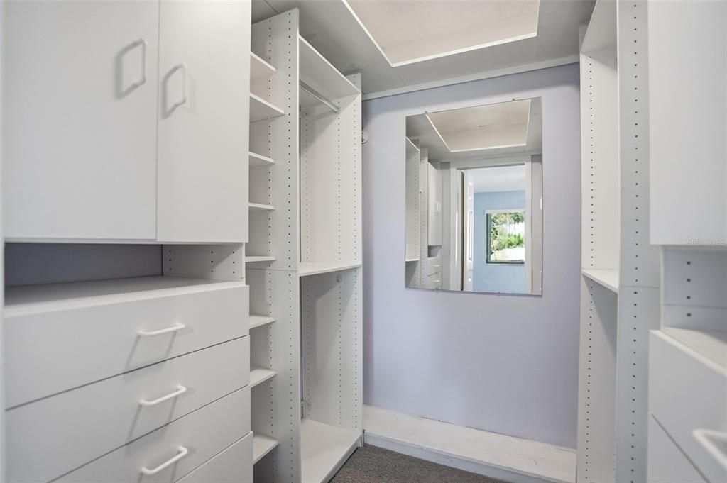 Под контрактом: $155,000 (2 спален, 2 ванн, 1144 Квадратных фут)