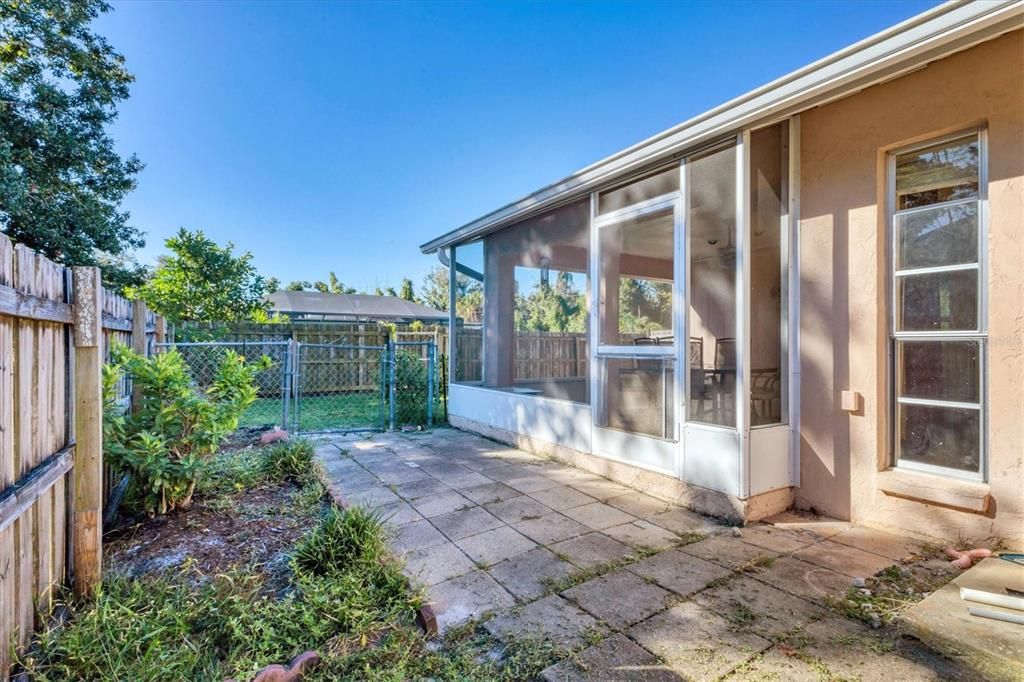 Activo con contrato: $275,000 (2 camas, 2 baños, 1204 Pies cuadrados)