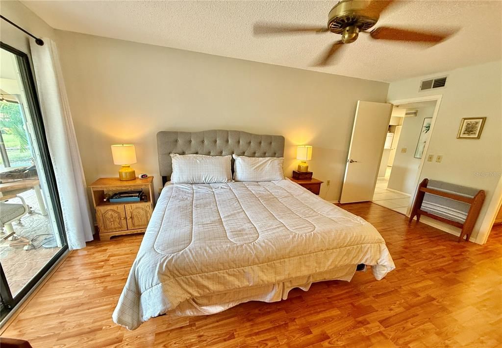 For Sale: $349,000 (3 beds, 2 baths, 1973 Square Feet)