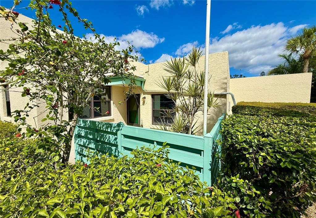 For Sale: $349,000 (3 beds, 2 baths, 1973 Square Feet)