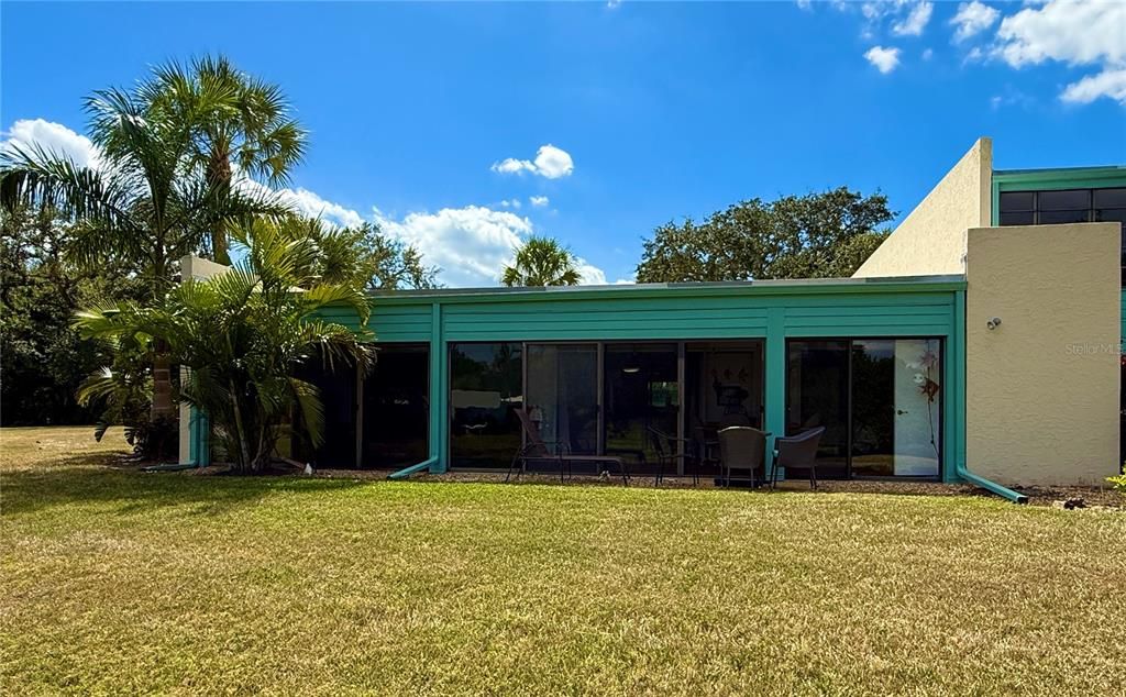 For Sale: $349,000 (3 beds, 2 baths, 1973 Square Feet)