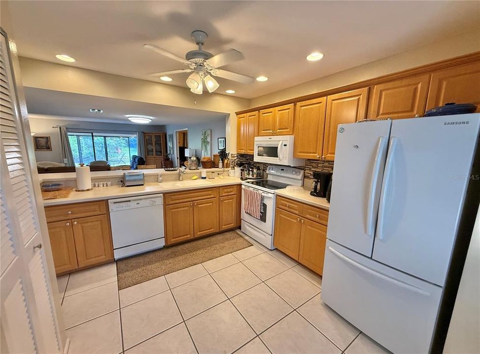 For Sale: $349,000 (3 beds, 2 baths, 1973 Square Feet)