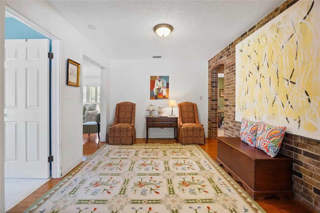 For Sale: $455,000 (4 beds, 2 baths, 2301 Square Feet)