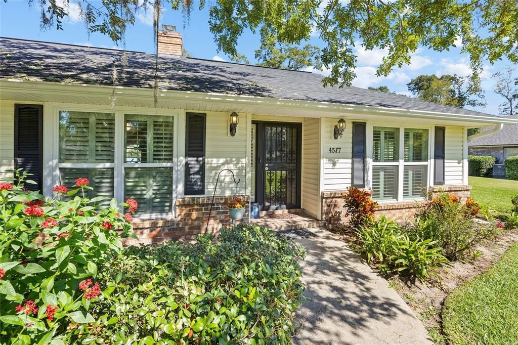 For Sale: $455,000 (4 beds, 2 baths, 2301 Square Feet)