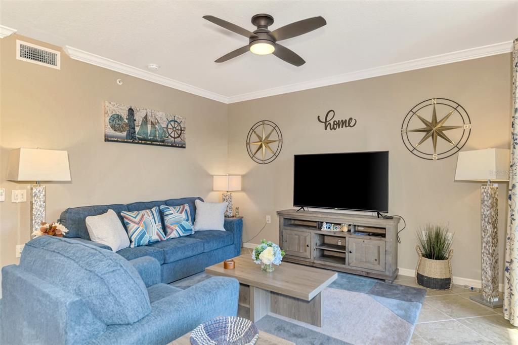 For Rent: $5,000 (2 beds, 2 baths, 1142 Square Feet)